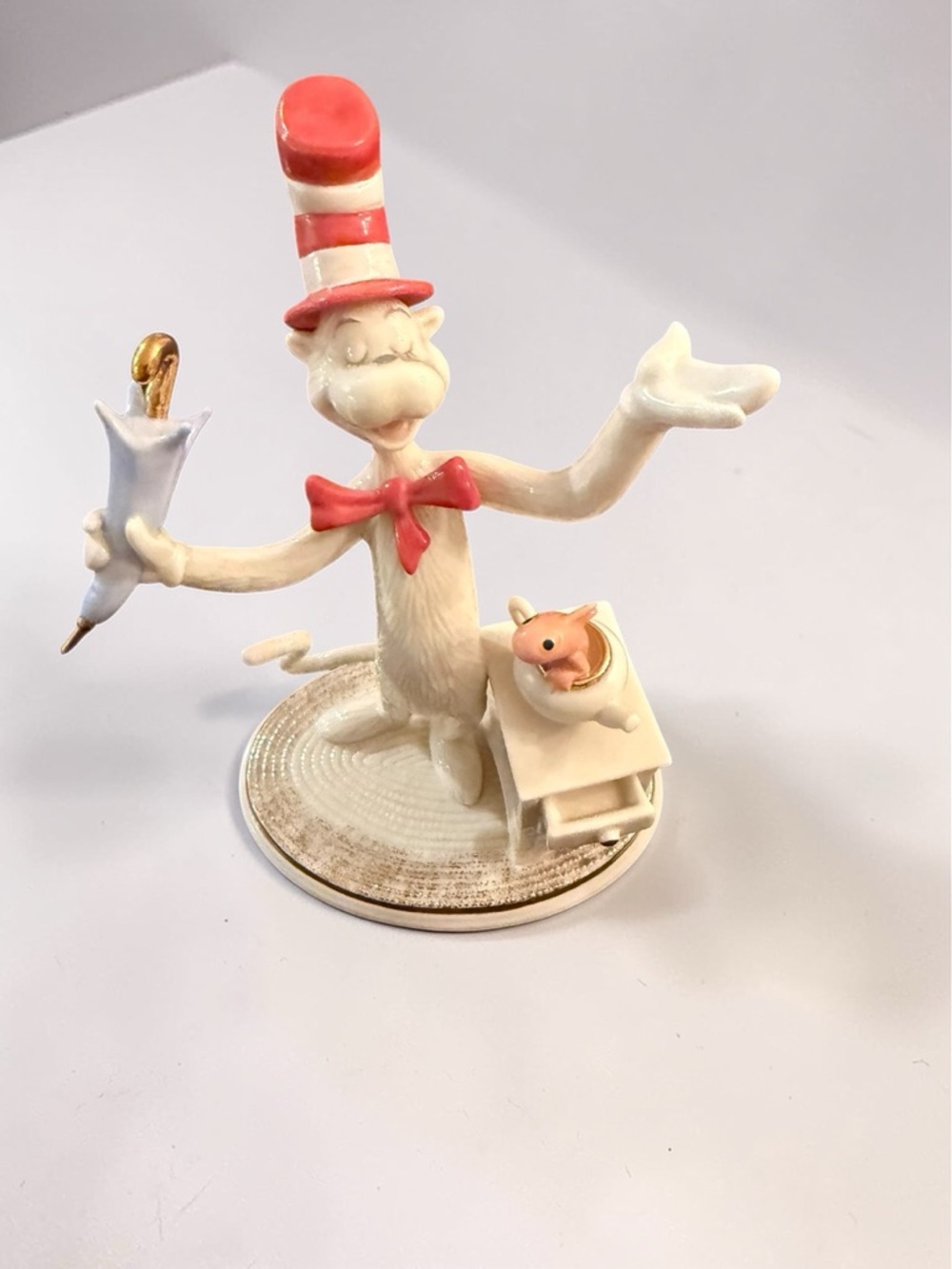 Lenox Dr. Seuss The Cat in the Hat Ivory China Figurine 24k Gold Accents - Picture 3 of 12